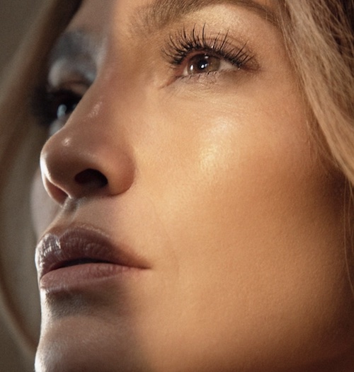JLO BEAUTY® Booster Hydrafacial 2 JLO BEAUTY® Booster Hydrafacial