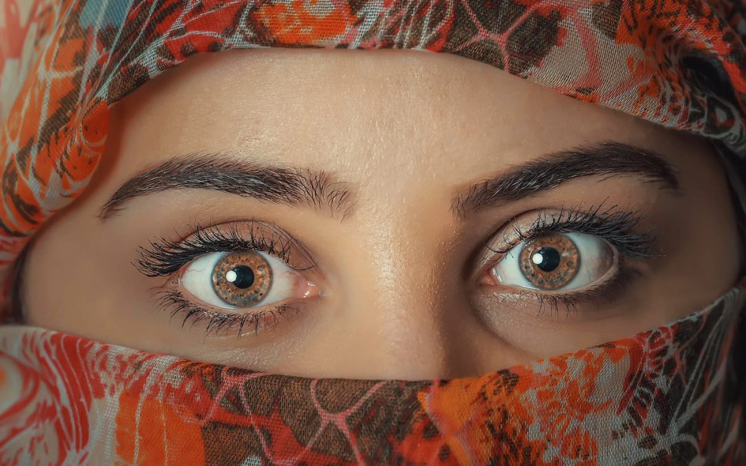 The Ultimate Eyebrow Waxing Experience: Step-By-Step Preparation And Process