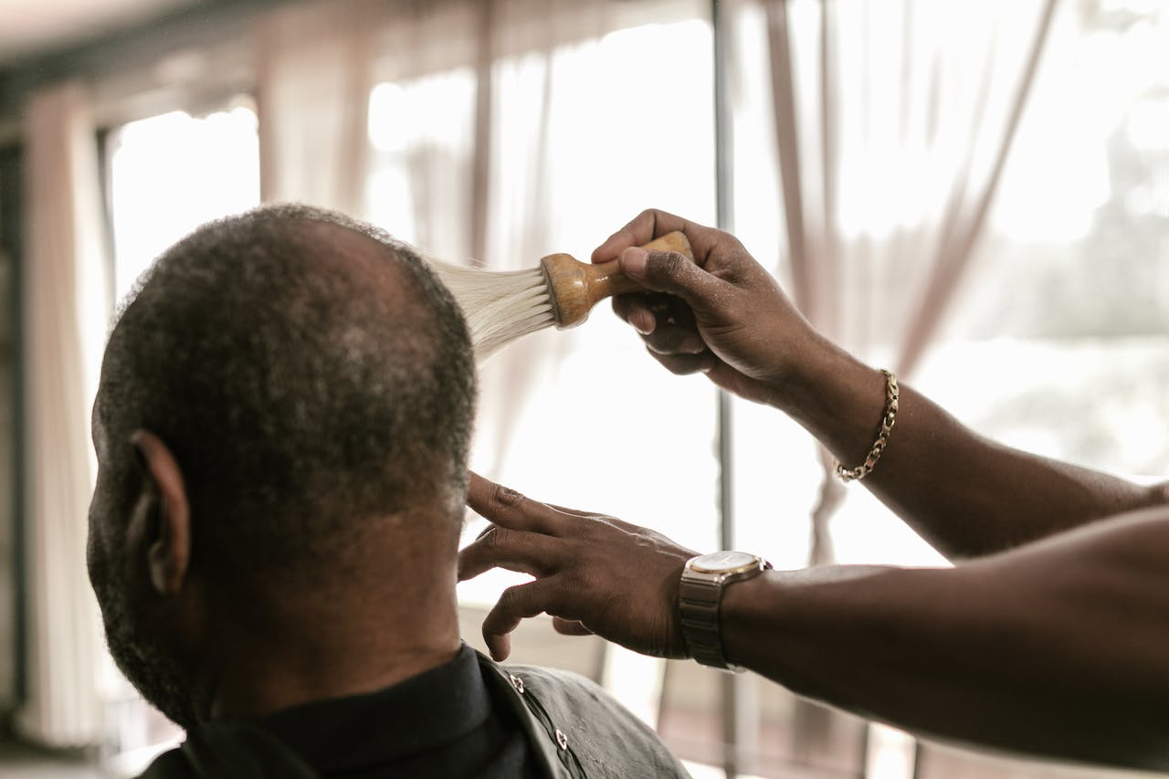 Dermaplaning & Professional Exfoliation