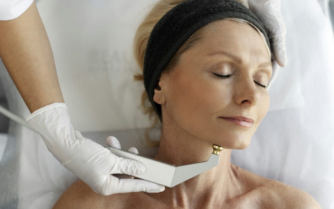 Can Dermaplaning Get Rid Of Peach Fuzz Without Causing Breakouts?