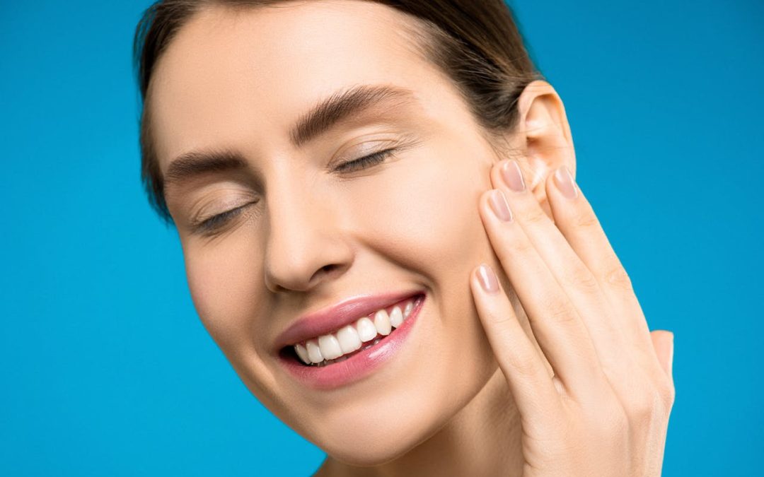 What’s the Difference Between a Youth-Restoring Facial and a Basic Facial?